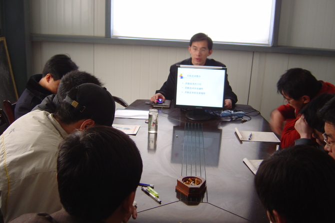 公司举办“高压共轨专项产品研讨会”